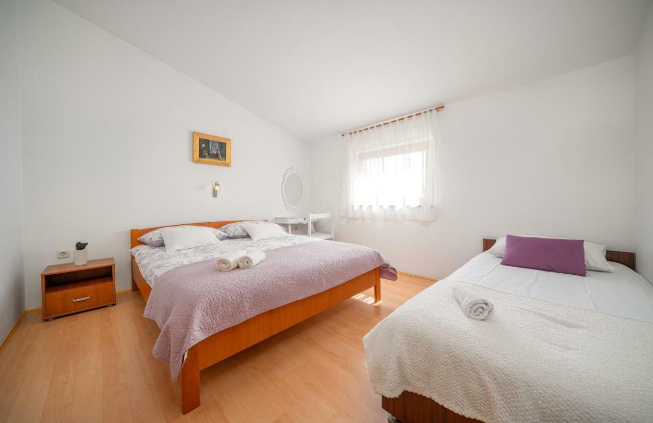 Apartman Skroza Vodice Exterior foto